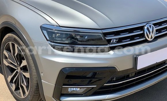 Nunua Ilio tumika Volkswagen Tiguan Silver Gari ndani ya Bulembu nchini Hhohho Nunua Ilio tumika Volkswagen Tiguan Silver Gari ndani ya Bulembu nchini Hhohho