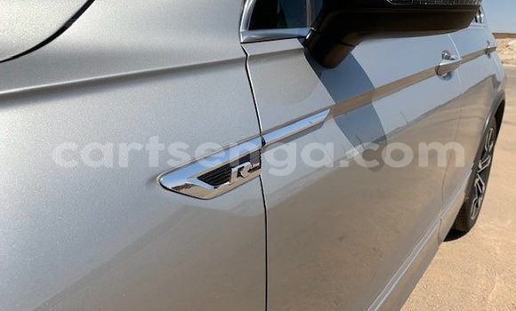 Nunua Ilio tumika Volkswagen Tiguan Silver Gari ndani ya Bulembu nchini Hhohho Nunua Ilio tumika Volkswagen Tiguan Silver Gari ndani ya Bulembu nchini Hhohho