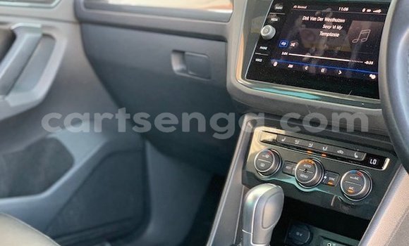 Nunua Ilio tumika Volkswagen Tiguan Silver Gari ndani ya Bulembu nchini Hhohho Nunua Ilio tumika Volkswagen Tiguan Silver Gari ndani ya Bulembu nchini Hhohho