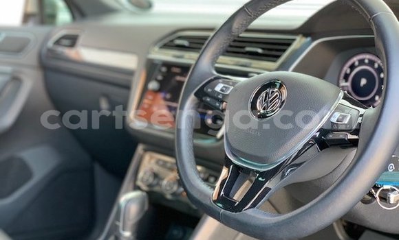 Nunua Ilio tumika Volkswagen Tiguan Silver Gari ndani ya Bulembu nchini Hhohho Nunua Ilio tumika Volkswagen Tiguan Silver Gari ndani ya Bulembu nchini Hhohho