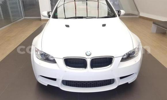 Nunua Ilio tumika BMW M3 White Gari ndani ya Manzini nchini Manzini Nunua Ilio tumika BMW M3 White Gari ndani ya Manzini nchini Manzini