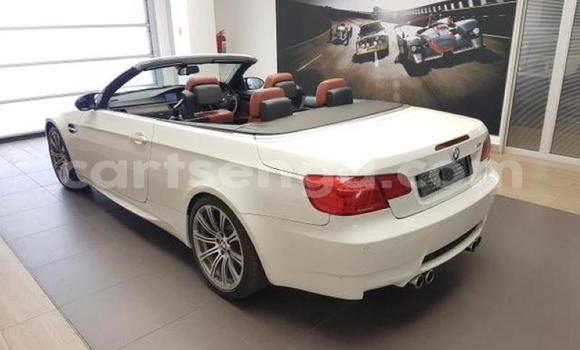 Nunua Ilio tumika BMW M3 White Gari ndani ya Manzini nchini Manzini Nunua Ilio tumika BMW M3 White Gari ndani ya Manzini nchini Manzini