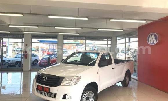 Acheter Occasion Voiture Toyota Hilux Blanc à Ezulwini, Hhohho Acheter Occasion Voiture Toyota Hilux Blanc à Ezulwini, Hhohho