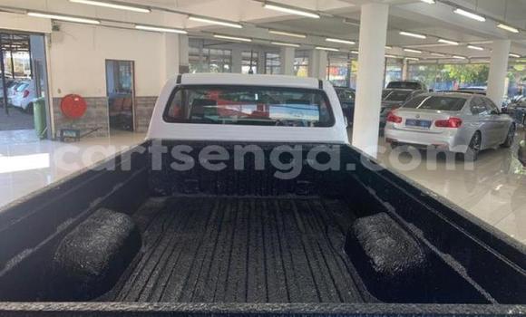 Acheter Occasion Voiture Toyota Hilux Blanc à Ezulwini, Hhohho Acheter Occasion Voiture Toyota Hilux Blanc à Ezulwini, Hhohho