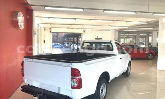Acheter Occasion Voiture Toyota Hilux Blanc à Ezulwini, Hhohho Acheter Occasion Voiture Toyota Hilux Blanc à Ezulwini, Hhohho