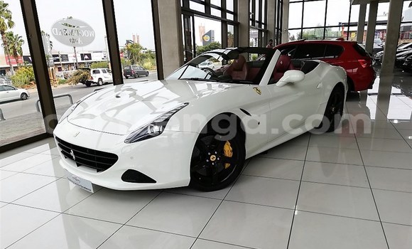 Acheter Occasion Voiture Ferrari California Blanc à Mbabane, Manzini Acheter Occasion Voiture Ferrari California Blanc à Mbabane, Manzini