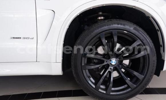 Nunua Ilio tumika BMW X5 White Gari ndani ya Big Bend nchini Wilaya ya Lubombo Nunua Ilio tumika BMW X5 White Gari ndani ya Big Bend nchini Wilaya ya Lubombo