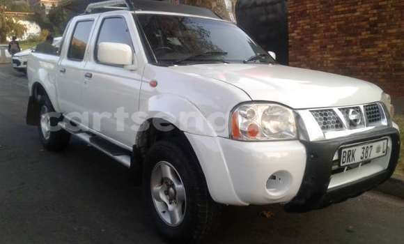 Buy Used Nissan Hardbody White Car in Mbabane in Manzini Buy Used Nissan Hardbody White Car in Mbabane in Manzini