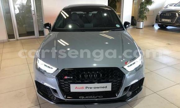 Nunua Ilio tumika Audi RS3 Silver Gari ndani ya Ezulwini nchini Hhohho Nunua Ilio tumika Audi RS3 Silver Gari ndani ya Ezulwini nchini Hhohho