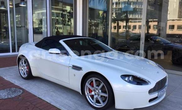 Buy Used Austin Maestro White Car in Ezulwini in Hhohho