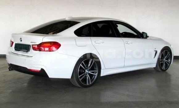 Acheter Occasion Voiture BMW 4er Blanc à Manzini, Manzini Acheter Occasion Voiture BMW 4er Blanc à Manzini, Manzini