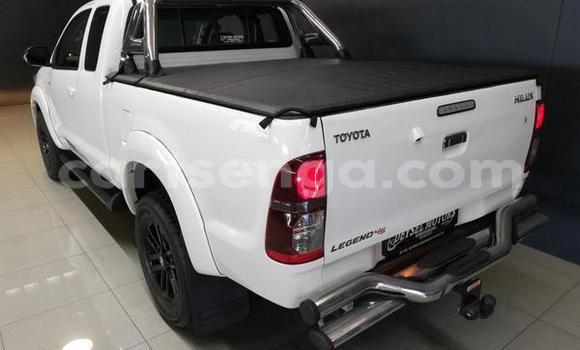 Acheter Occasion Voiture Toyota Hilux Blanc à Ezulwini, Hhohho Acheter Occasion Voiture Toyota Hilux Blanc à Ezulwini, Hhohho