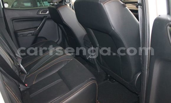 Nunua Ilio tumika Ford Ranger Silver Gari ndani ya Ezulwini nchini Hhohho Nunua Ilio tumika Ford Ranger Silver Gari ndani ya Ezulwini nchini Hhohho