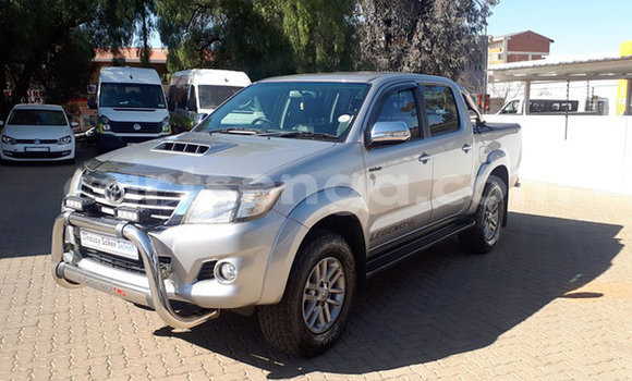 Nunua Ilio tumika Toyota Hilux Silver Gari ndani ya Ezulwini nchini Hhohho Nunua Ilio tumika Toyota Hilux Silver Gari ndani ya Ezulwini nchini Hhohho
