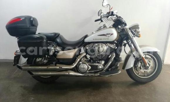 Buy Used Kawasaki VN 900 White Bike in Big Bend in Lubombo District Buy Used Kawasaki VN 900 White Bike in Big Bend in Lubombo District
