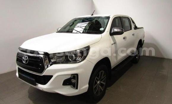 Acheter Occasion Voiture Toyota Hilux Blanc à Manzini, Manzini Acheter Occasion Voiture Toyota Hilux Blanc à Manzini, Manzini
