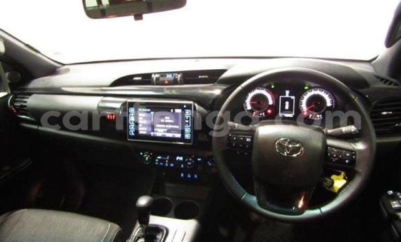 Acheter Occasion Voiture Toyota Hilux Blanc à Manzini, Manzini Acheter Occasion Voiture Toyota Hilux Blanc à Manzini, Manzini