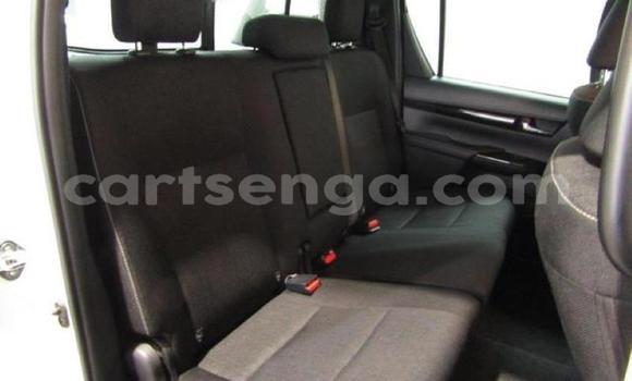 Acheter Occasion Voiture Toyota Hilux Blanc à Manzini, Manzini Acheter Occasion Voiture Toyota Hilux Blanc à Manzini, Manzini