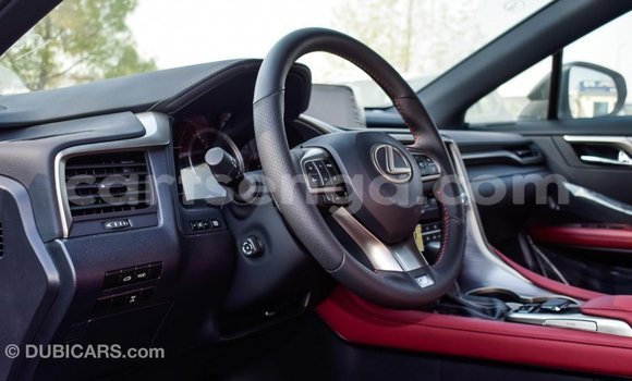 Nunua Imported Lexus RX 300 White Gari ndani ya Import - Dubai nchini Hhohho Nunua Imported Lexus RX 300 White Gari ndani ya Import - Dubai nchini Hhohho