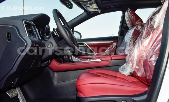 Nunua Imported Lexus RX 300 White Gari ndani ya Import - Dubai nchini Hhohho Nunua Imported Lexus RX 300 White Gari ndani ya Import - Dubai nchini Hhohho