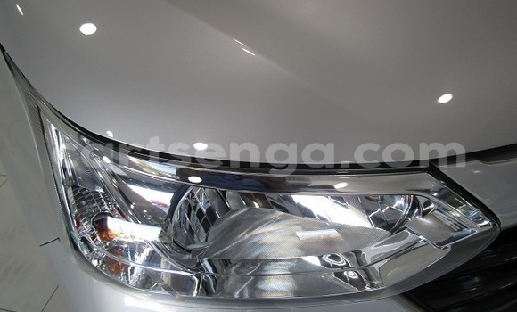 Buy Used Toyota Avanza Silver Car in Ezulwini in Hhohho Buy Used Toyota Avanza Silver Car in Ezulwini in Hhohho