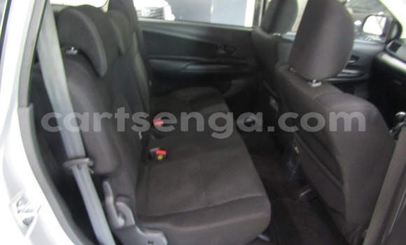 Buy Used Toyota Avanza Silver Car in Ezulwini in Hhohho Buy Used Toyota Avanza Silver Car in Ezulwini in Hhohho