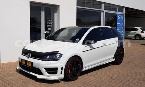 Buy Used Volkswagen Golf R White Car in Big Bend in Lubombo District Buy Used Volkswagen Golf R White Car in Big Bend in Lubombo District
