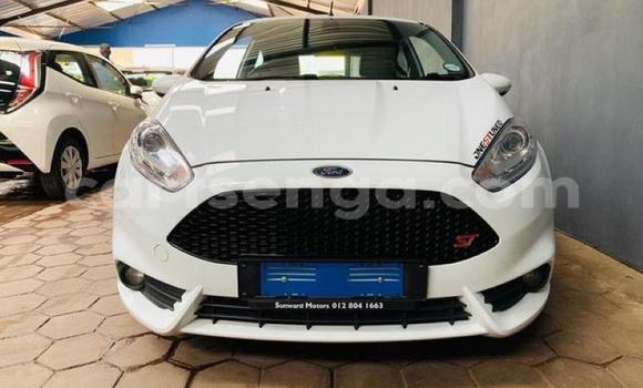Buy Used Ford Fiesta White Car in Mbabane in Manzini Buy Used Ford Fiesta White Car in Mbabane in Manzini