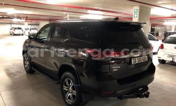 Acheter Occasion Voiture Toyota Fortuner Noir à Manzini, Manzini Acheter Occasion Voiture Toyota Fortuner Noir à Manzini, Manzini