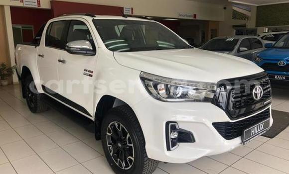Acheter Occasion Voiture Toyota Hilux Blanc à Ezulwini, Hhohho Acheter Occasion Voiture Toyota Hilux Blanc à Ezulwini, Hhohho