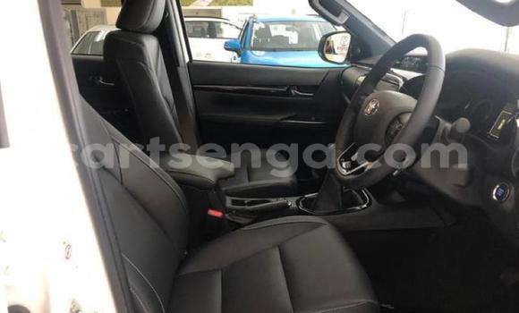 Acheter Occasion Voiture Toyota Hilux Blanc à Ezulwini, Hhohho Acheter Occasion Voiture Toyota Hilux Blanc à Ezulwini, Hhohho