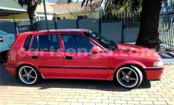 Buy Used Toyota Vitz Red Car in Ezulwini in Hhohho Buy Used Toyota Vitz Red Car in Ezulwini in Hhohho