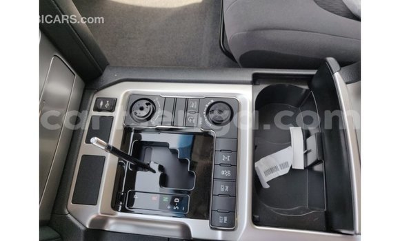 Buy Import Toyota Land Cruiser Black Car in Import - Dubai in Hhohho Buy Import Toyota Land Cruiser Black Car in Import - Dubai in Hhohho