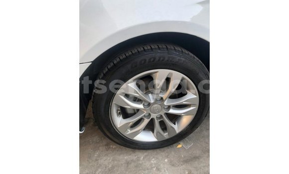 Nunua Imported Geely Emgrand 7 White Gari ndani ya Import - Dubai nchini Hhohho Nunua Imported Geely Emgrand 7 White Gari ndani ya Import - Dubai nchini Hhohho