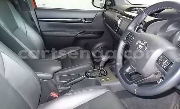 Nunua Ilio tumika Toyota Hilux Beige Gari ndani ya Hlatikulu nchini Wilaya ya Shiselweni Nunua Ilio tumika Toyota Hilux Beige Gari ndani ya Hlatikulu nchini Wilaya ya Shiselweni