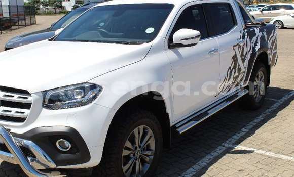 Nunua Ilio tumika Mercedes‒Benz X-klasse Concept White Gari ndani ya Mbabane nchini Manzini Nunua Ilio tumika Mercedes‒Benz X-klasse Concept White Gari ndani ya Mbabane nchini Manzini