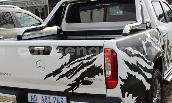 Nunua Ilio tumika Mercedes‒Benz X-klasse Concept White Gari ndani ya Mbabane nchini Manzini Nunua Ilio tumika Mercedes‒Benz X-klasse Concept White Gari ndani ya Mbabane nchini Manzini