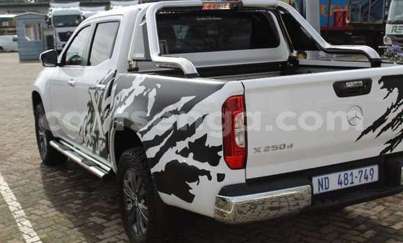 Nunua Ilio tumika Mercedes‒Benz X-klasse Concept White Gari ndani ya Mbabane nchini Manzini Nunua Ilio tumika Mercedes‒Benz X-klasse Concept White Gari ndani ya Mbabane nchini Manzini