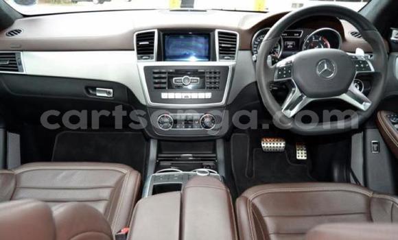 Acheter Occasion Voiture Mercedes‒Benz ML–Class Noir à Big Bend, Lubombo District Acheter Occasion Voiture Mercedes‒Benz ML–Class Noir à Big Bend, Lubombo District