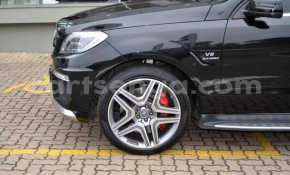 Acheter Occasion Voiture Mercedes‒Benz ML–Class Noir à Big Bend, Lubombo District Acheter Occasion Voiture Mercedes‒Benz ML–Class Noir à Big Bend, Lubombo District