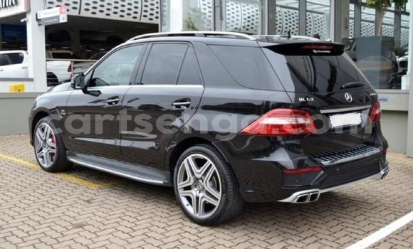 Acheter Occasion Voiture Mercedes‒Benz ML–Class Noir à Big Bend, Lubombo District Acheter Occasion Voiture Mercedes‒Benz ML–Class Noir à Big Bend, Lubombo District