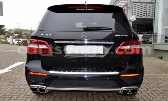 Acheter Occasion Voiture Mercedes‒Benz ML–Class Noir à Big Bend, Lubombo District Acheter Occasion Voiture Mercedes‒Benz ML–Class Noir à Big Bend, Lubombo District