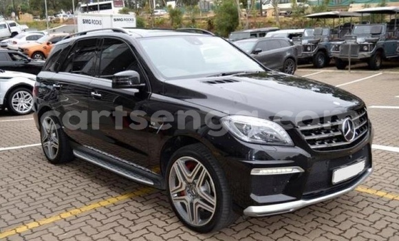 Acheter Occasion Voiture Mercedes‒Benz ML–Class Noir à Big Bend, Lubombo District Acheter Occasion Voiture Mercedes‒Benz ML–Class Noir à Big Bend, Lubombo District