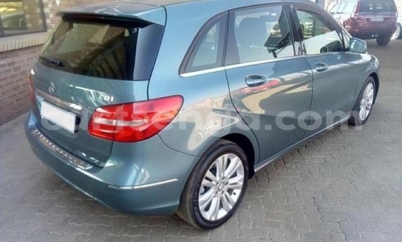 Acheter Occasion Voiture Mercedes‒Benz C–Class Bleu à Big Bend, Lubombo District Acheter Occasion Voiture Mercedes‒Benz C–Class Bleu à Big Bend, Lubombo District