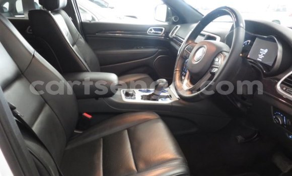 Acheter Occasion Voiture Jeep Grand Cherokee Blanc à Malkerns, Manzini Acheter Occasion Voiture Jeep Grand Cherokee Blanc à Malkerns, Manzini