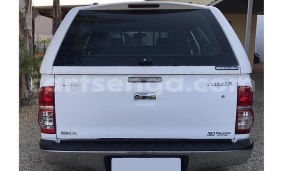 Acheter Occasion Voiture Toyota Hilux Blanc à Big Bend, Lubombo District Acheter Occasion Voiture Toyota Hilux Blanc à Big Bend, Lubombo District