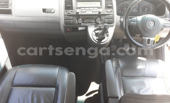 Buy Used Volkswagen Caravelle White Car in Big Bend in Lubombo Buy Used Volkswagen Caravelle White Car in Big Bend in Lubombo