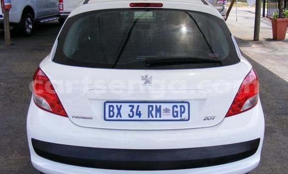 Buy Used Peugeot 207 White Car in Big Bend in Lubombo Buy Used Peugeot 207 White Car in Big Bend in Lubombo
