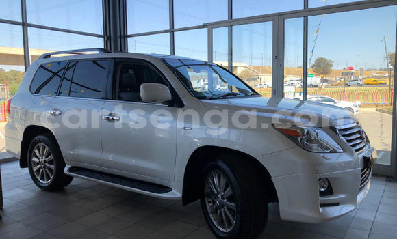 Buy Used Lexus LX 570 White Car in Big Bend in Lubombo Buy Used Lexus LX 570 White Car in Big Bend in Lubombo