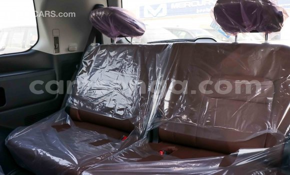 Nunua Imported Toyota Land Cruiser Black Gari ndani ya Import - Dubai nchini Hhohho Nunua Imported Toyota Land Cruiser Black Gari ndani ya Import - Dubai nchini Hhohho